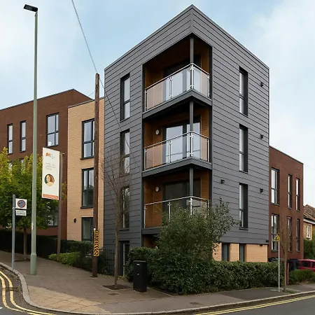 Modern Apartment In Colindale Edgware Exterior photo