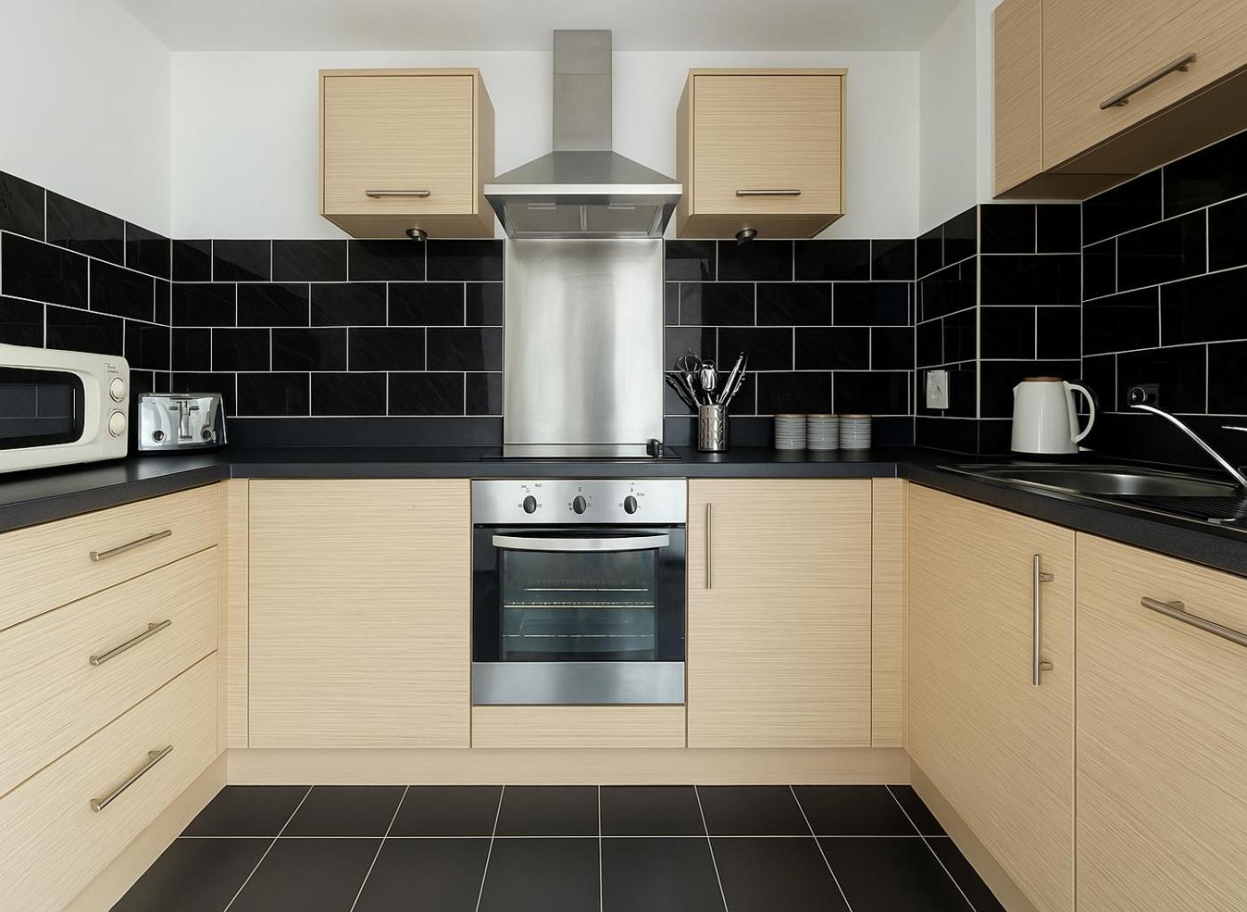 Modern In Colindale Apartment *