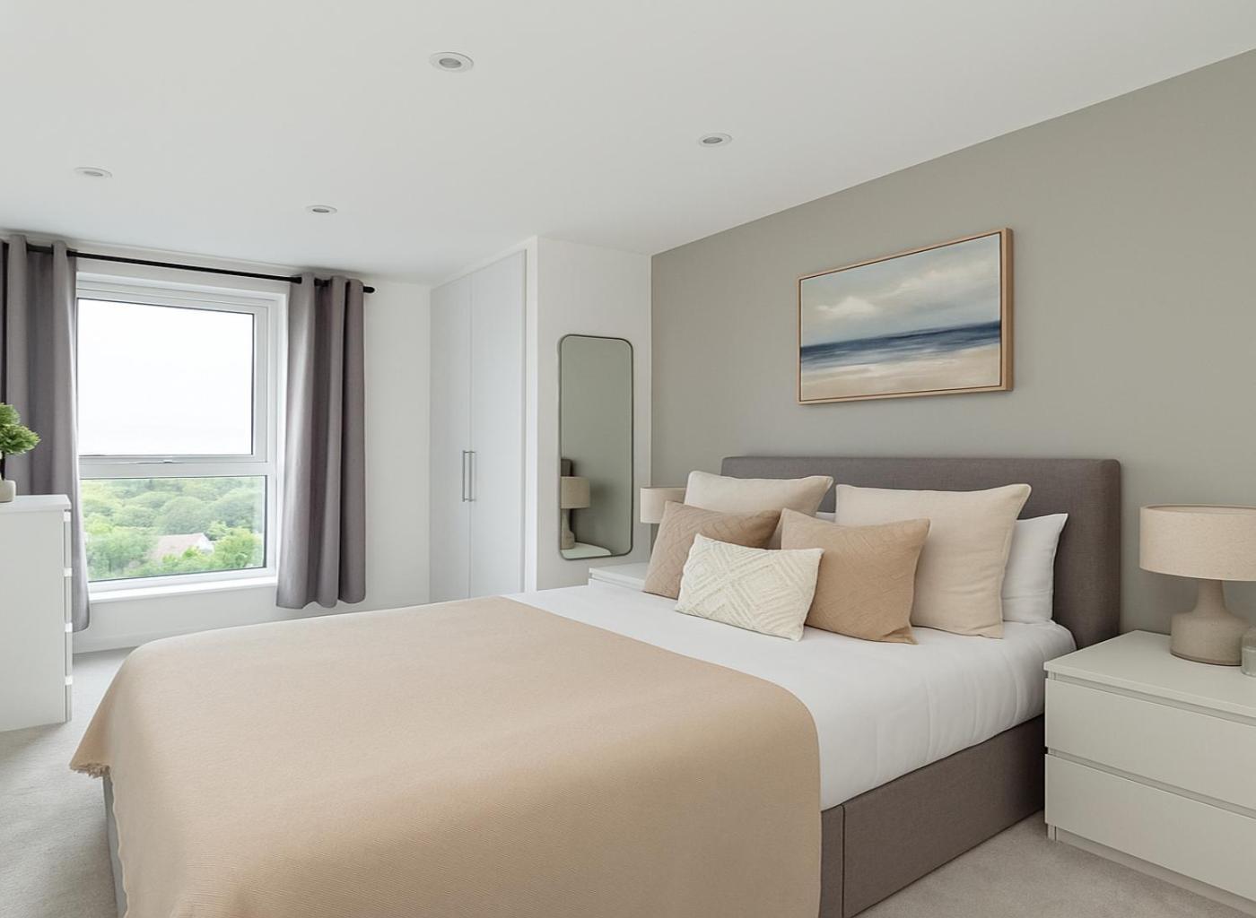 Modern In Colindale Апартаменты *